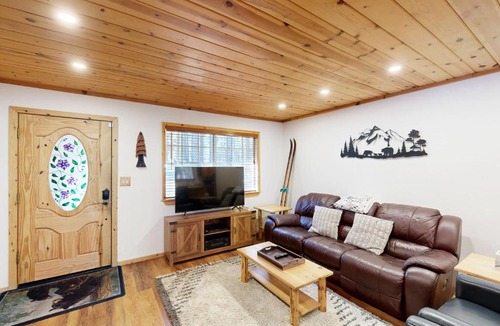 South Lake Tahoe House | River Rock Lodge