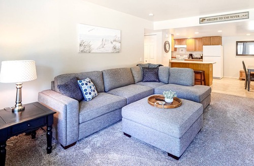 Peshastin Condo | Riverfront Ground-Floor Condo w/Free WiFi, Private Patio, near Wenatchee River!