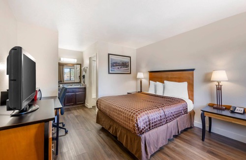 Carson City Hotel | Rodeway Inn at Nevada State Capitol