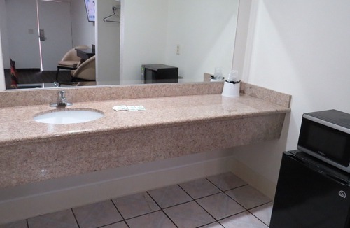 Santa Ana Hotel | Rodeway Inn Santa Ana - Garden Grove