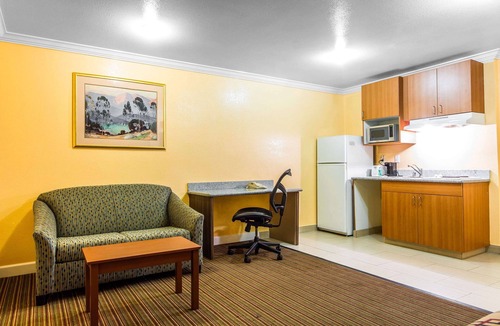 Hayward Hotel | Rodeway Inn & Suites Hayward - Oakland South