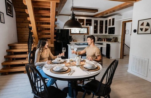 Mariposa House | Romantic Forest *Lovers Nest* by Casa Oso