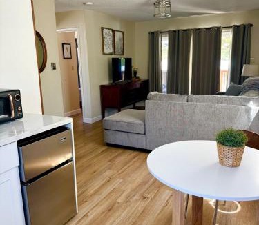 Mariposa Apartment | Romantic Mariposa Cottage, 45 Min to Yosemite
