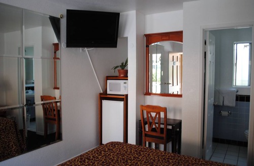Eagle Rock Hotel | Rose Bowl Motel