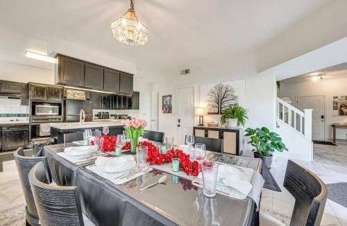 Raisin House | Rudraksha-Lux 5 BR, 3 Bath, Amenities For Work Teams, Mid and Long Term Stays