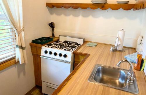 Tahoe Vista Hotel | Rustic Cottages