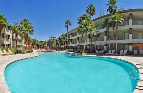 Las Vegas Condo | S. Pacific Theme Resort Minutes From The Strip. 2 BR - ALL TAXES & FEES INCLUDED