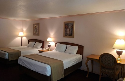 Pahrump Hotel | Saddle West Hotel and Casino and RV Park
