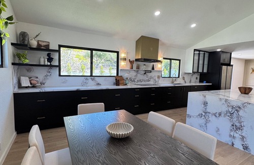 Thousand Oaks House | Safe neighborhood Charming 3-bedroom house with AC, WiFi in Thousand Oaks