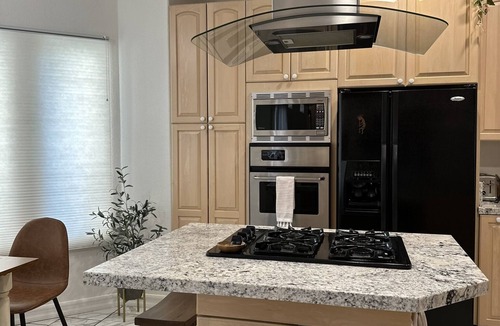 Desert Hot Springs House | Sage & Stone Retreat with lots of amenities