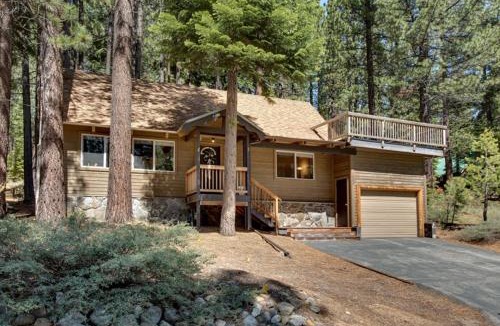 Country Club Estates Ski Chalet | Sagebrush Cottage chalet