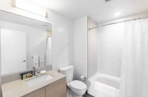 Rincon Hill Apartment | San Francisco One Bedroom with Luxury Amenities