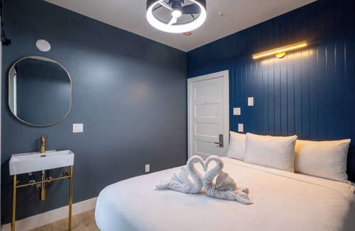 North Beach Hotel | San Remo Hotel