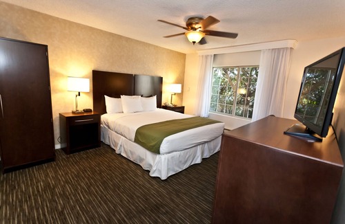 San Simeon Hotel | Sands by The Sea