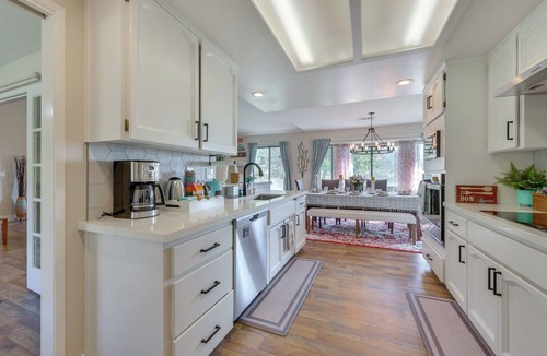 Yosemite Lakes House | Scenic Yosemite Lakes Escape w/Community Perks!