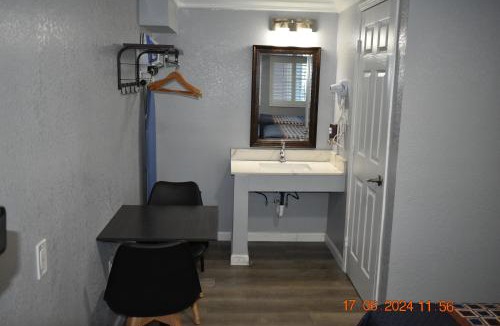 Downtown Hotel | Sea Garden Inn Pismo Beach- San Luis Obispo