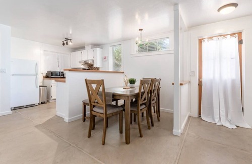 Seabright House | Seabright Serenity- Dog-friendly