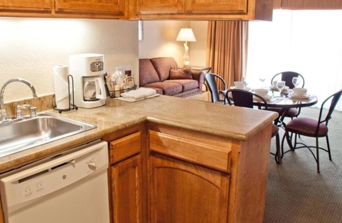 Avila Beach Resort | Seaside Escape! 2 Comfortable Units with Kitchen, Free Parking, Pool