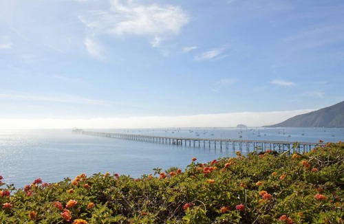 Avila Beach Resort | Seaside Escape! 3 Classy Studios with Kitchen, Free Parking, Near Old Port Beach