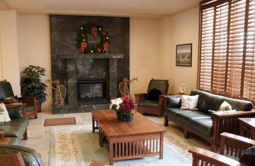 Avila Beach Resort | Seaside Escape! 3 Classy Studios with Kitchen, Free Parking, Near Old Port Beach