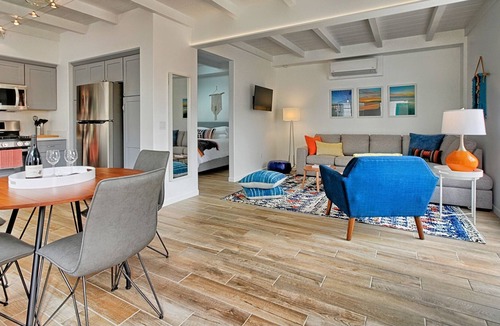 Pierpont Bay Cabin | Seaward Beach Modern Bungalows