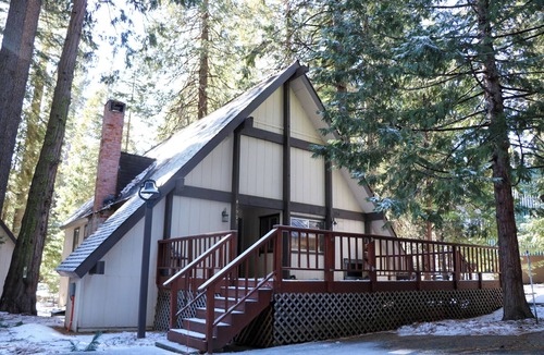 Sierra Cedars Cabin | Secluded Cabin at Shaver Lake – Quiet, Private & Family Friendly