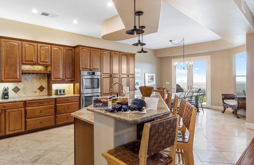 Murrieta Villa | Secluded Hillside Retreat Pool + Hot Tub + Fire Pit + Mountain Views | Colina