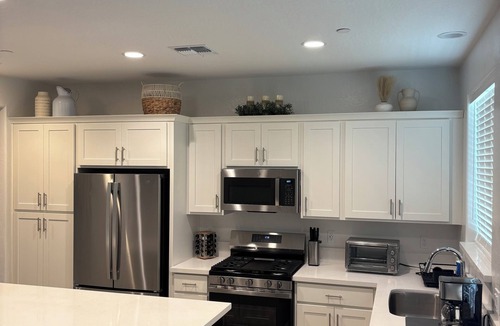 Visalia House | Sequoia Arcade House - New Build - Sleeps 10
