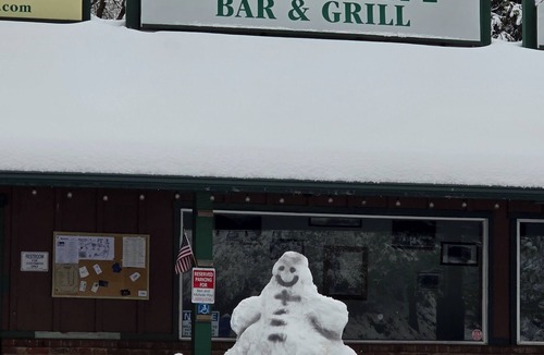 Camp Nelson Hotel | Sequoia Nat. Forrest, Bar & Restaurant , Hotel, Store. Located on 4 acres Wi-Fi