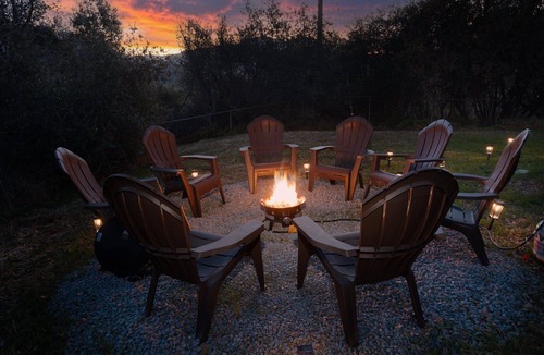 Yosemite Forks House | Sequoia's Dream: Mountain View, Spa, Heated Floors, Bar, Cinema! Near Yosemite!
