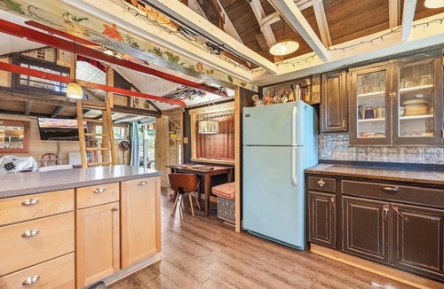 Donner Cabin | Serene 1-bedroom with large loft cabin at Donner Summit- steps from ski resorts