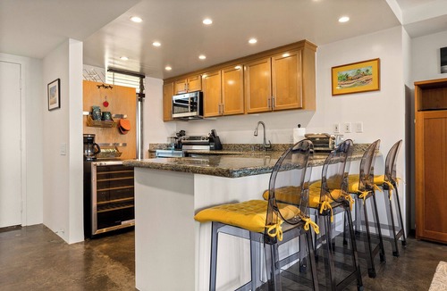 Marina del Rey Condo | Serene 1BR Condo with Stunning Views in MDR - Pool, Jacuzzi, Gym, Tennis Courts