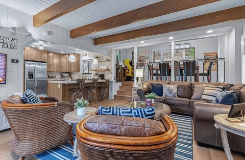 Blue Jay House | Serene cabin near Lake Arrowhead Village with wraparound deck & forest views