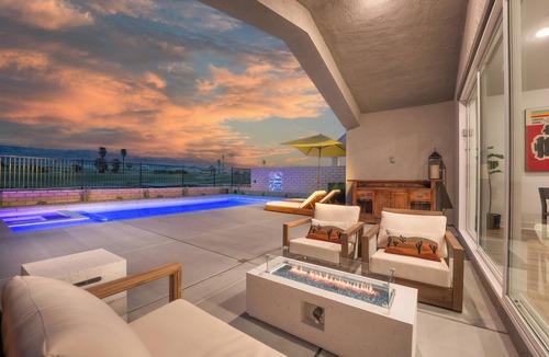 Terra Lago House | Serene Poolside Retreat, Sunset View & Patio Life