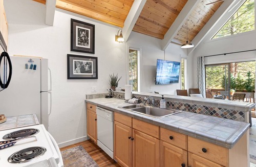 Incline Village Condo | Serenity Bungalow | Loft | A Frame | Fireplace