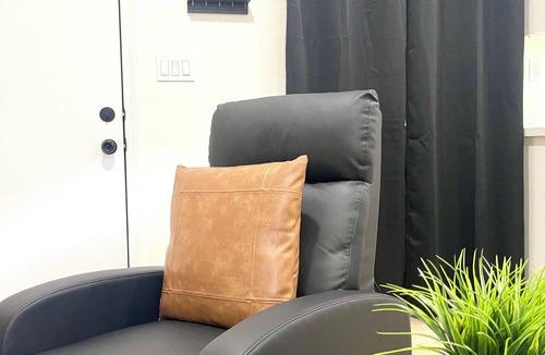 Bakersfield Apartment | Serenity Casita perfectly equipped for traveling professionals in Bakersfield!