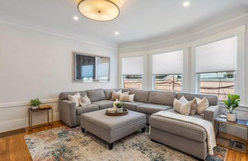 Richmond District House | Seventeenth Avenue City Retreat