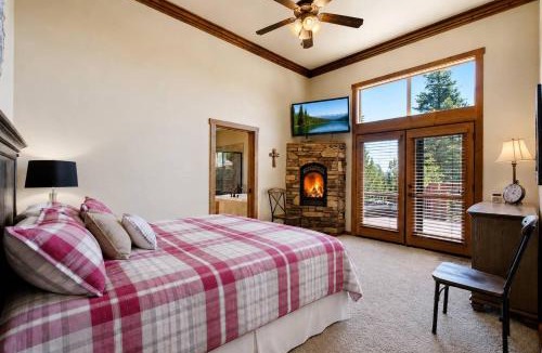 Shaver Lake House | Shaver Dreamin - Mountain Views, Hot Tub Nights