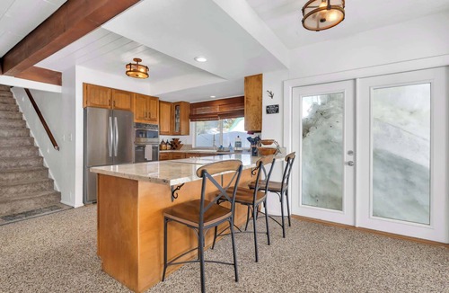 West Village Cabin | Shaver Lake Cabin with Game Room & Deck Sleeps 12