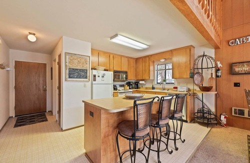Strawberry House | Shelton Family Cabin
