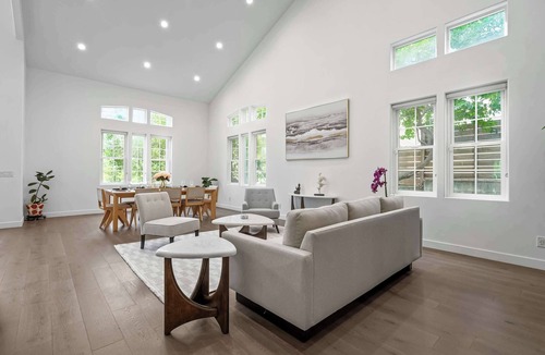 Sherman Oaks House | Sherman Oaks 5BR | Valley Views + Fireplace | C&C