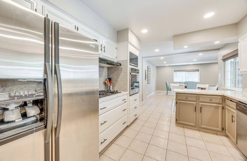 Raisin House | Shop, Hike & Explore: Fresno Home w/Private Pool!