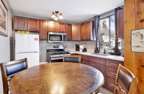 Big Bear Lake Cabin | Shore Acres Lakefront Cabins by Big Bear Vacations