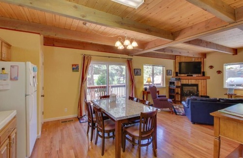 Groveland Cabin | Sierra Breeze - Your Yosemite Adventure Base Camp In Pine Mountain Lake
