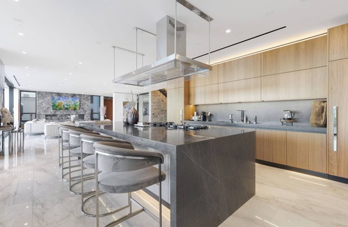 The Bird Streets Villa | Sierra Mar
