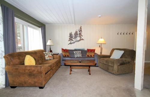 Mammoth Lakes Apartment | Sierra Park Villas 65