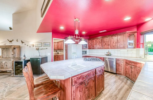 Squaw Valley House | Sierra Peaks Vineyard View - wide-open skies and breathtaking 360° views!