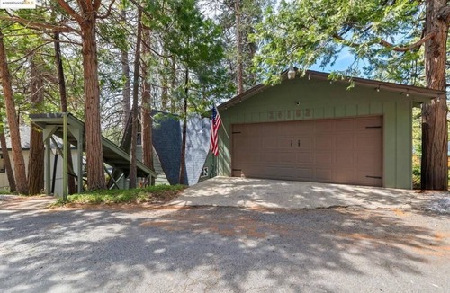 Mi-Wuk Village House | Singing Pines - Cozy Mountain Getaway