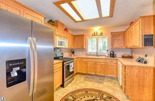 Groveland House | Skyridge Cabin at Pine Mountain Lake
