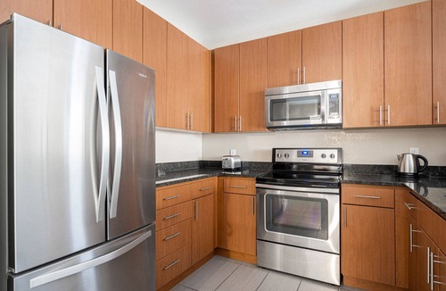 East San Mateo Apartment | Sleek San Mateo 2BR w/Pool & Gym, easy highway access, by Blueground